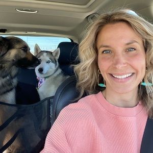 Meet your Posher, Nicole